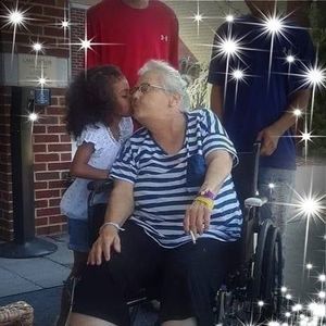 Meet your Posher, Amber